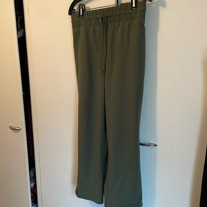 Tek Gear capris